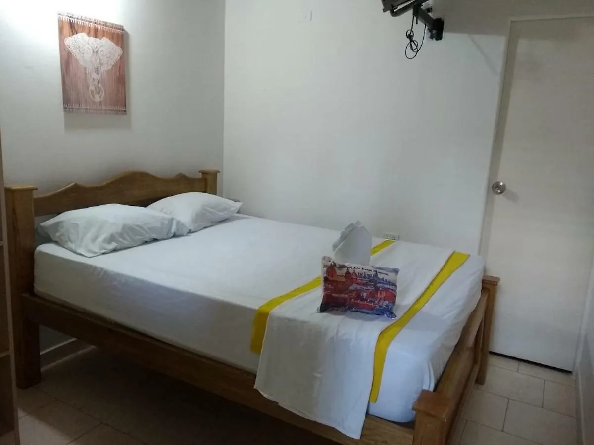 Hotel Isla Manga Home 3*, Cartagena Colombia